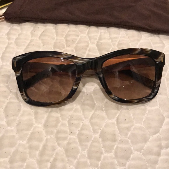 Tory Burch sunglasses (with case & bag!) - Picture 2 of 4